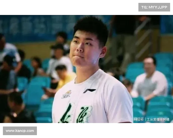 张峻豪黄秋实有望登陆西班牙U22篮球联赛曾因中国篮协停赛三年